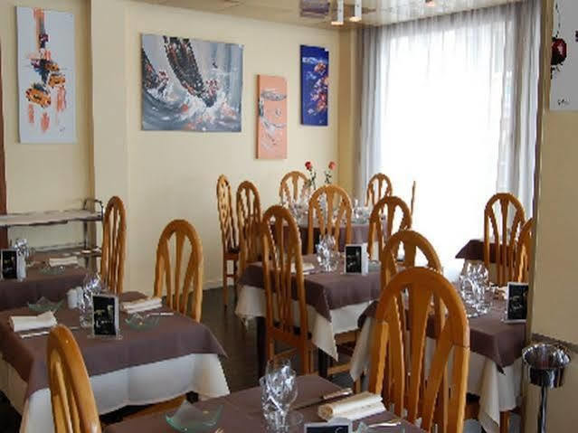 Logis Hotel & Restaurant - Le Normandie コドゥベック・アン・コー エクステリア 写真